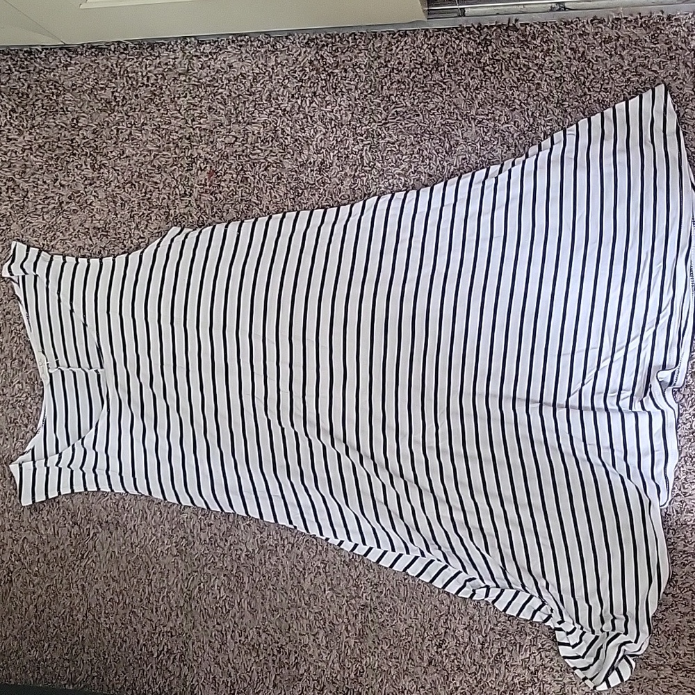 Black white dress